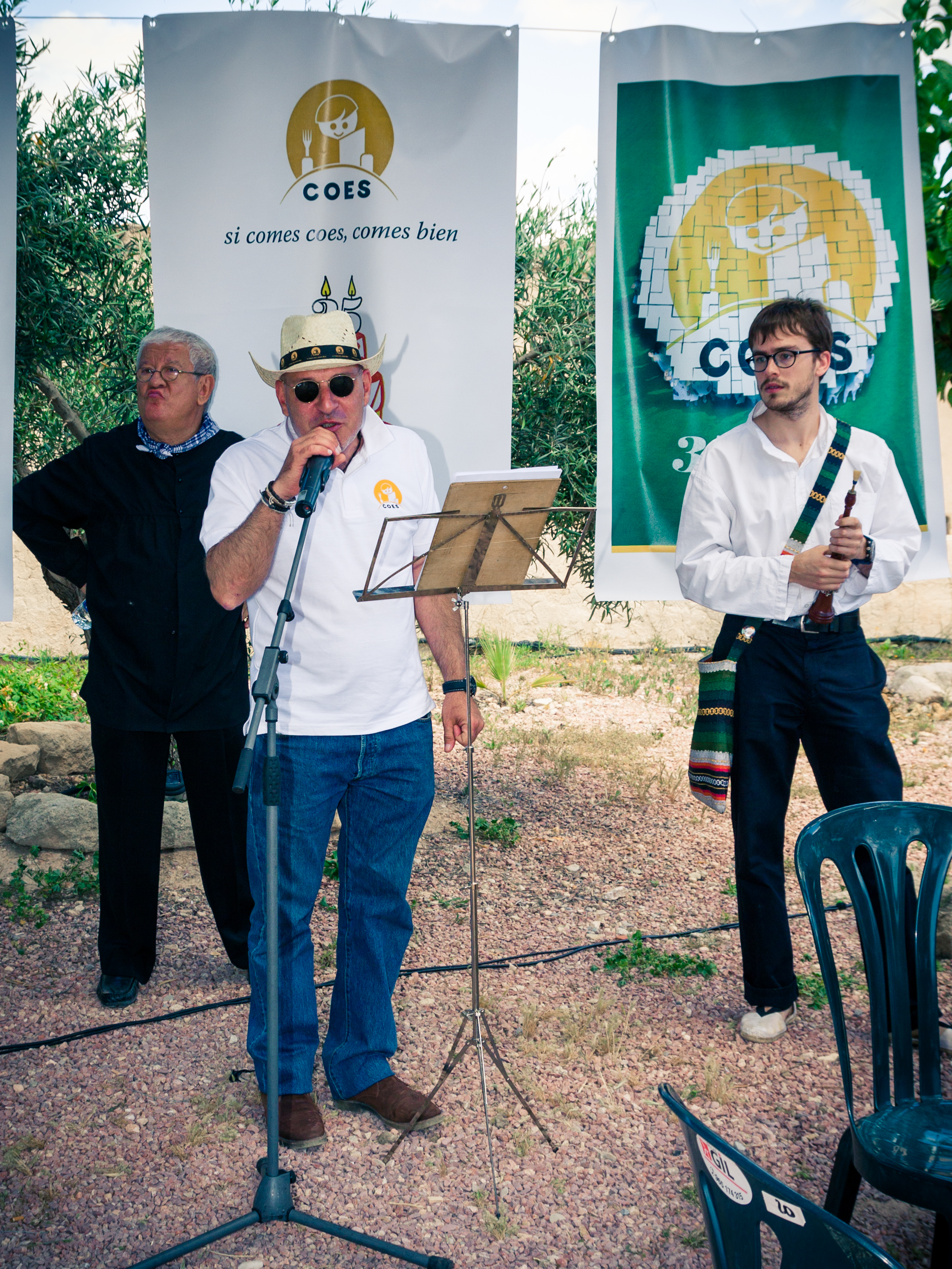 Tradición y Albaes para empezar el día. Tradición y Albaes para empezar el día.